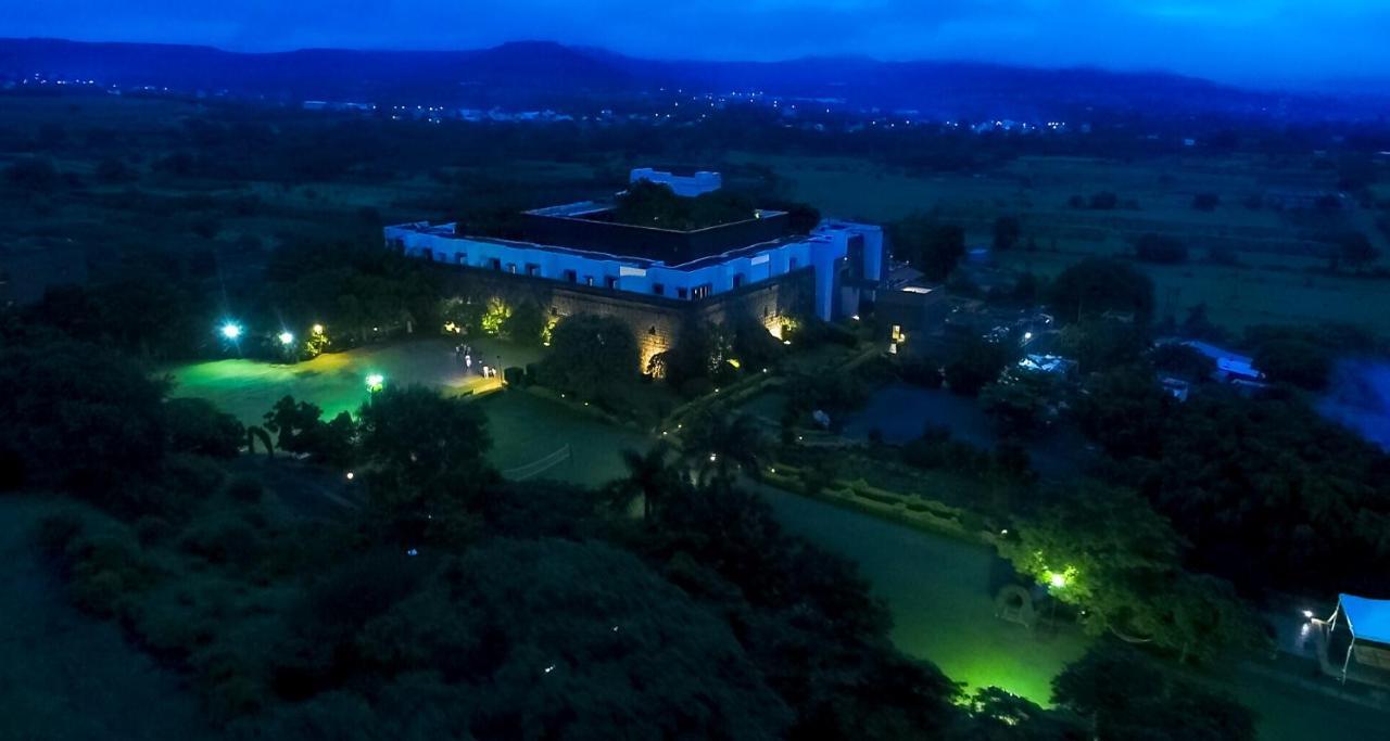 Fort Jadhavgadh -A Gadh Heritage Hotel Sasvad Екстер'єр фото